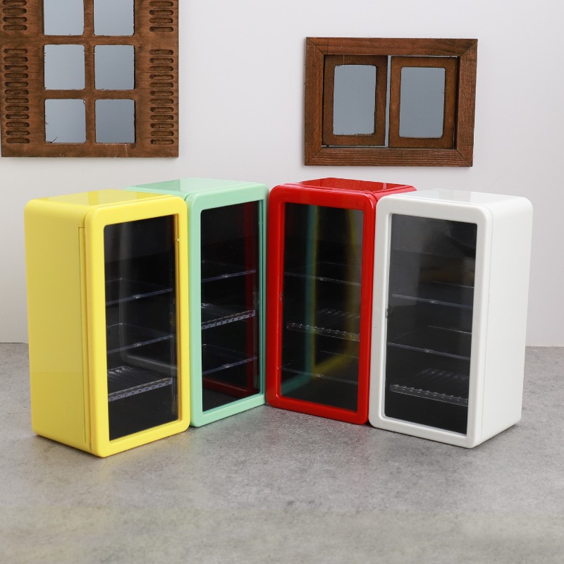 Kitchen Appliances Refrigerators - Miniaturowy model lodówki z zamrażarką, symulacja,