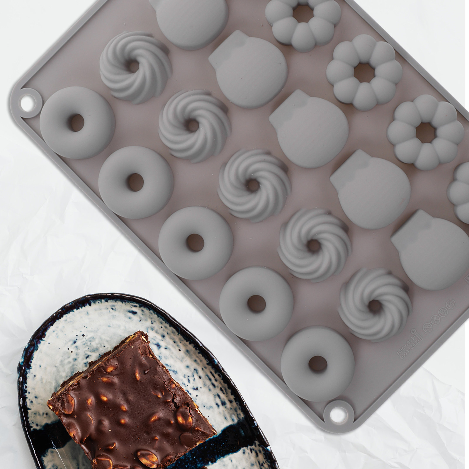 Mini forma silikonowa na pączk – Donut Maker Mini recenzja i cena